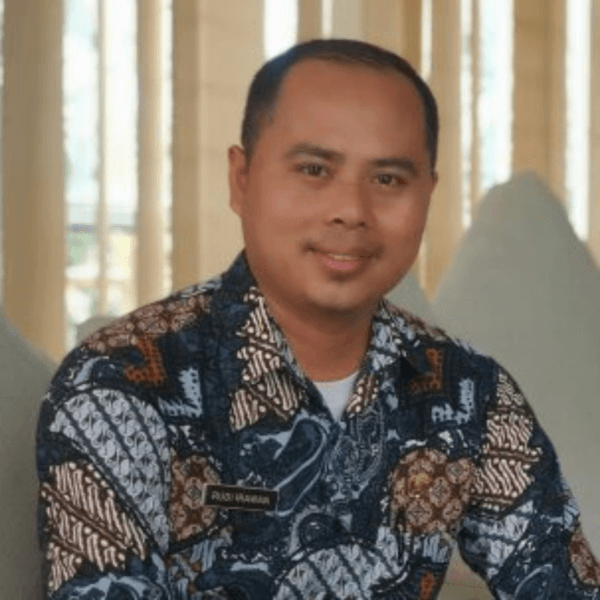 Rudi Irawan, teacher from SMPN 1 Sungai Keruh, Musi Banyuasin