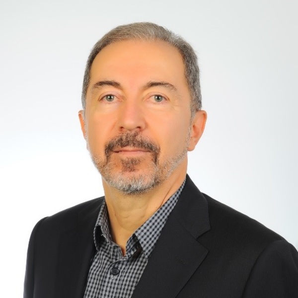 Dr. Mustafa Aykut
